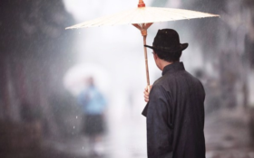 Câu chuyện về chiếc ô của vị phú thương và bài học “Đừng bao giờ đánh mất niềm tin vào chính mình”